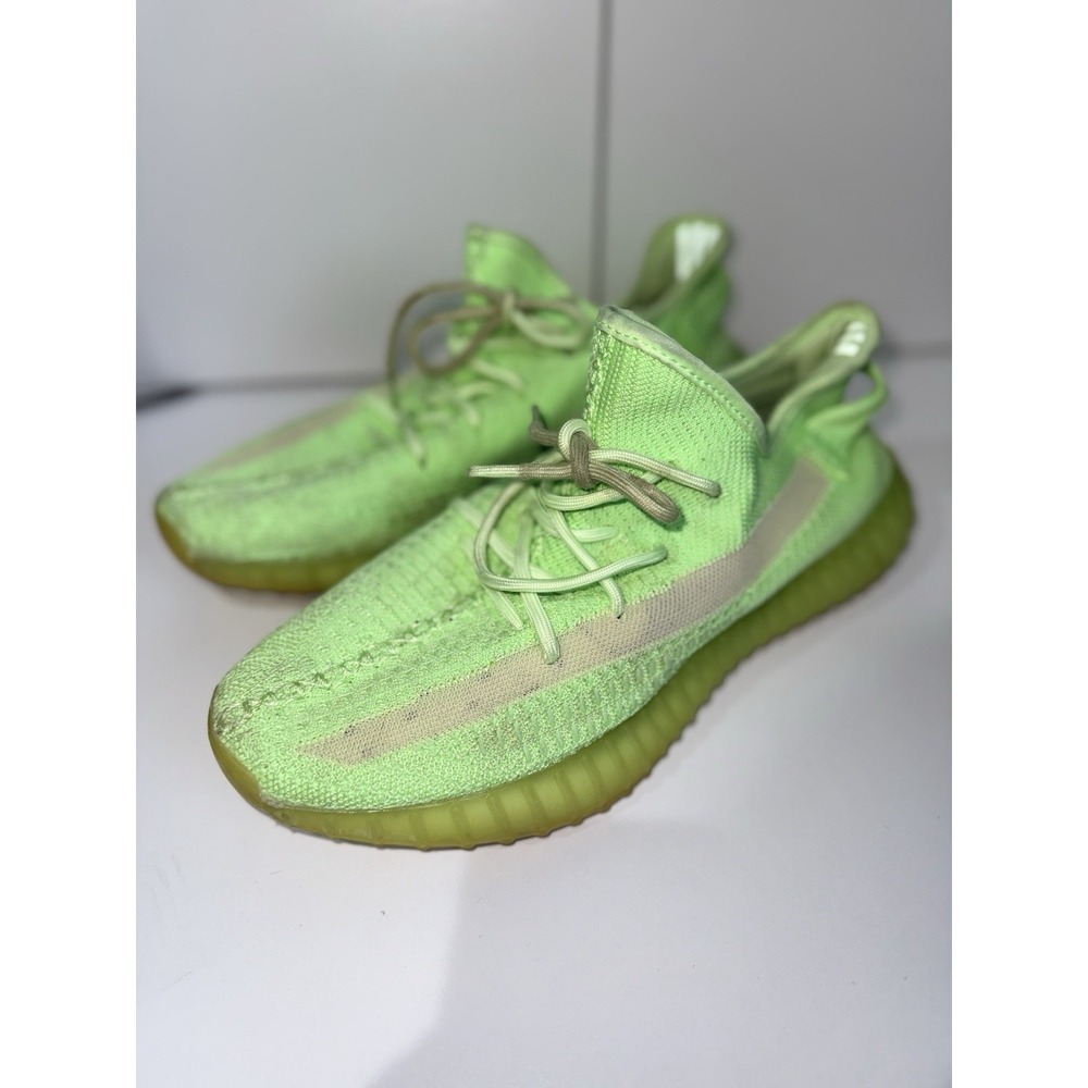 Size 11 - Adidas Yeezy Boost 350 V2 Green Glow In‎ Dark EG5293. 1